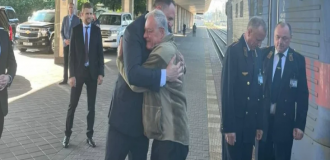 Trampın xüsusi elçisi Ukraynaya səfər edib