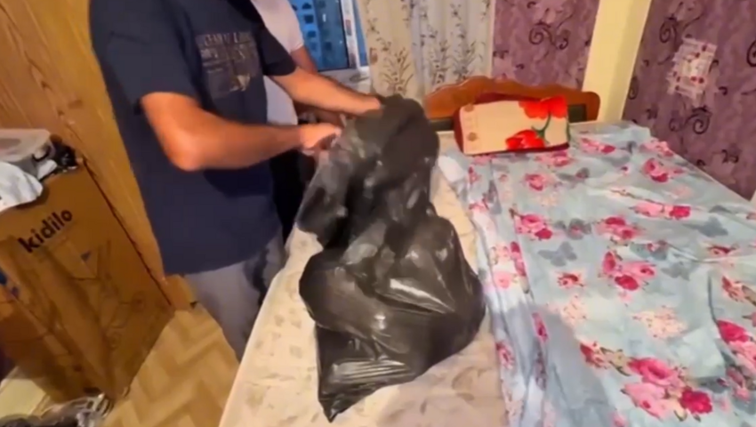 Yasamalda narkokuryer qardaşlar həbs edildi